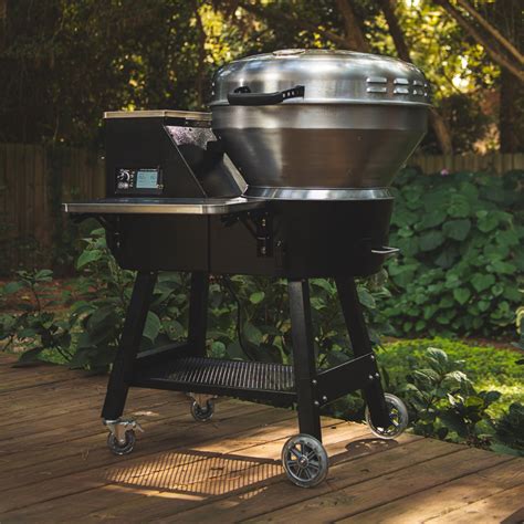 Front-folding shelf, upgraded metal legs with locking caster wheels, ash dump to clean your firepot seamlessly, 304 stainless steel cooking grates, 18 lb hopper capacity, and more. . Recteq bullseye deluxe